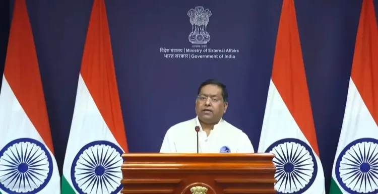 छह भारतीय जहाजों ने सुरक्षित रूप से स्ट्रेट ऑफ होर्मुज पार किया, भारत की भागीदारी यूके बैठक में