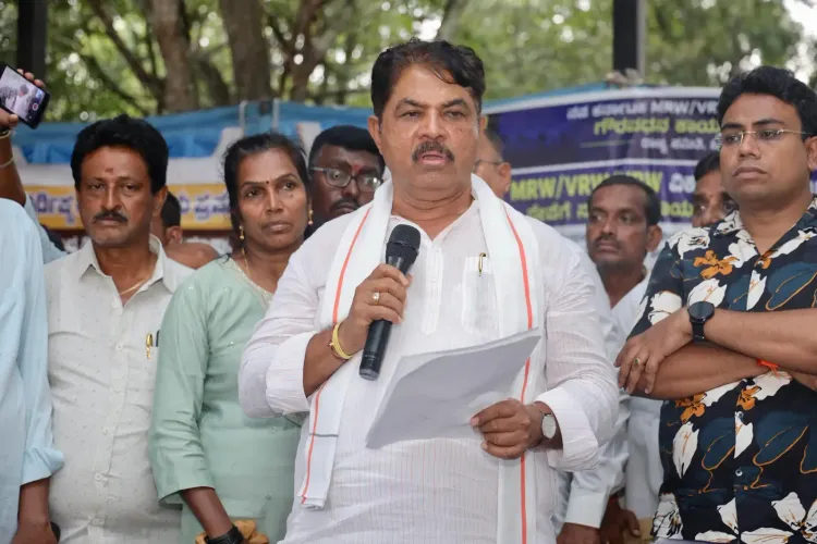 कर्नाटक हनी ट्रैप विवाद: BJP नेता आर. अशोक ने CM शिवकुमार से माँगा जवाब, FIR दर्ज करने की चेतावनी