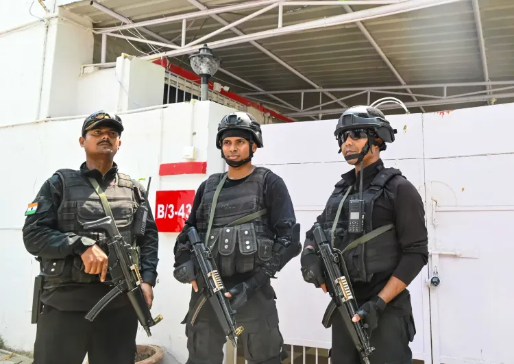 बिहार टेंडर घोटाला: SVU ने पटना में दो निलंबित IAS अधिकारियों के आवासों पर एक साथ छापा मारा