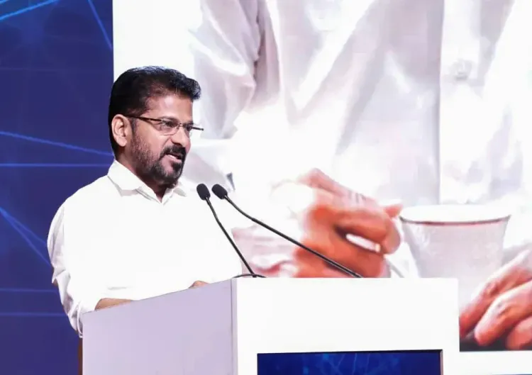 तेलंगाना CM रेवंत रेड्डी की कांग्रेस नेताओं को चेतावनी: एसआईआर में लापरवाही पर होगी सख्त कार्रवाई