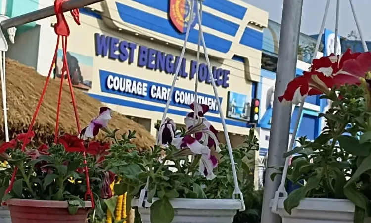पश्चिम बंगाल में पुलिस प्रशासन के तहत नागरिक स्वयंसेवकों के स्थानांतरण पर उठे सवाल