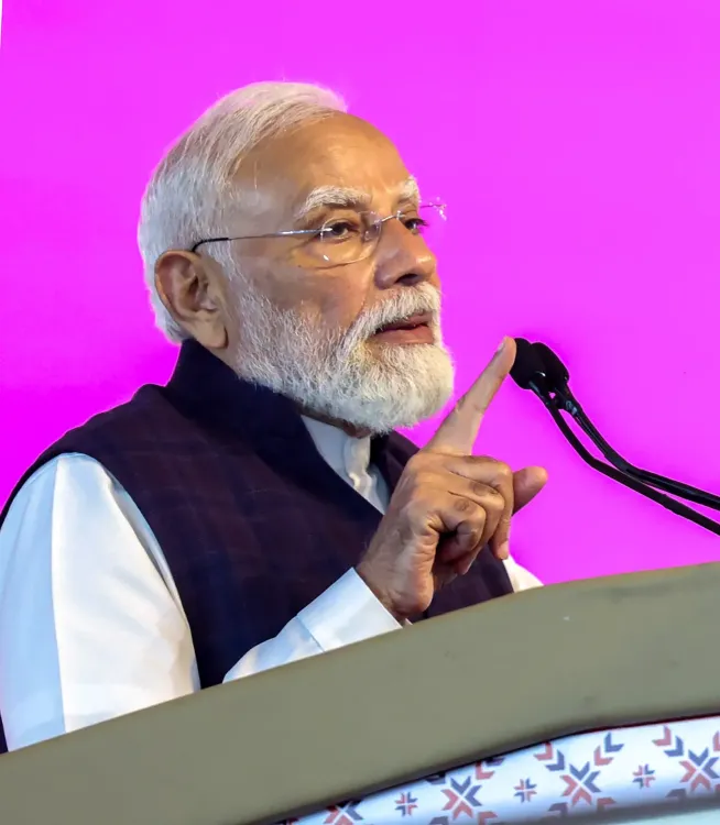 पारंपरिक भारतीय शिल्प कौशल आर्थिक विकास की धुरी बन सकती है: PM मोदी ने 'एक जिला, एक उत्पाद' की सराहना की