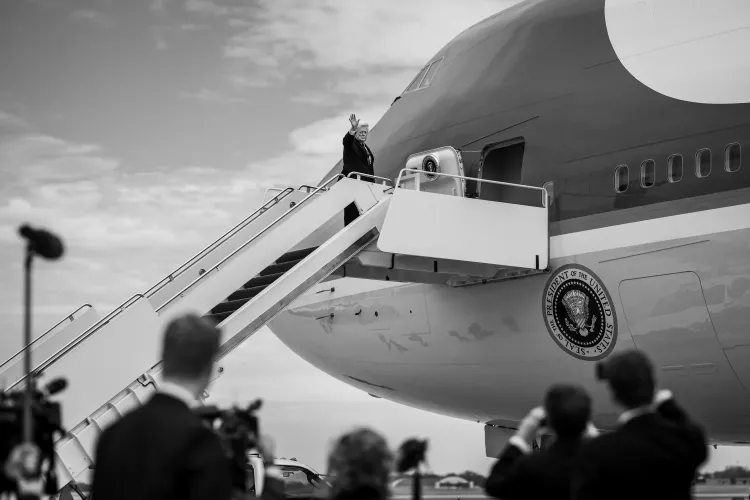 ट्रंप का बयान: ईरान की नौसेना और वायु रक्षा प्रणाली का विनाश