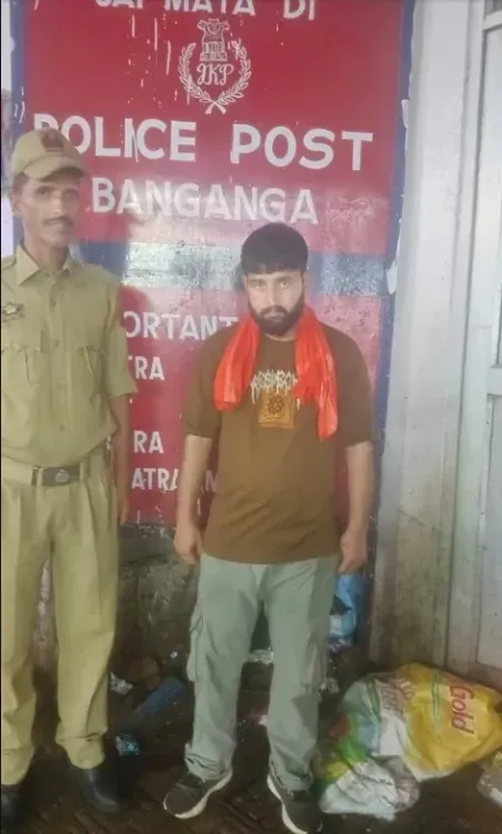 वैष्णो देवी ट्रैक पर दो अवैध टट्टू संचालक पकड़े, कटरा थाने में दो FIR दर्ज