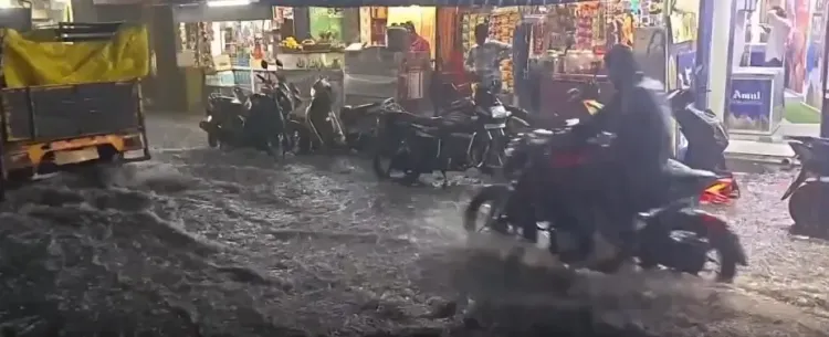 चेन्नई में भारी बारिश: CM विजय ने मंत्रियों को तुरंत लौटने का आदेश, 30+ इलाकों में जलभराव