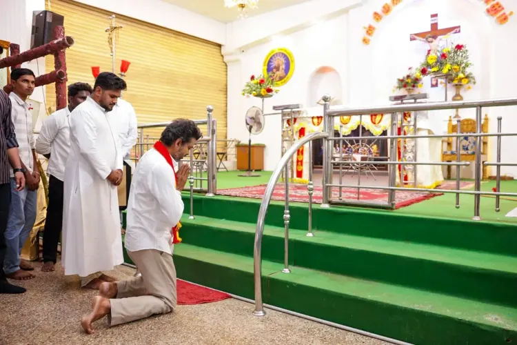 तमिलनाडु चुनाव नतीजों से पहले विजय का वेलंकन्नी और नागोर दौरा, जारी है सर्वधर्म आध्यात्मिक यात्रा