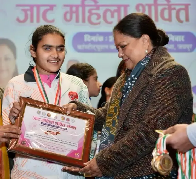 क्या महिलाओं को राजनीति में सफल होने के लिए पुरुषों से तीन गुना अधिक मेहनत करनी पड़ती है? - वसुंधरा राजे