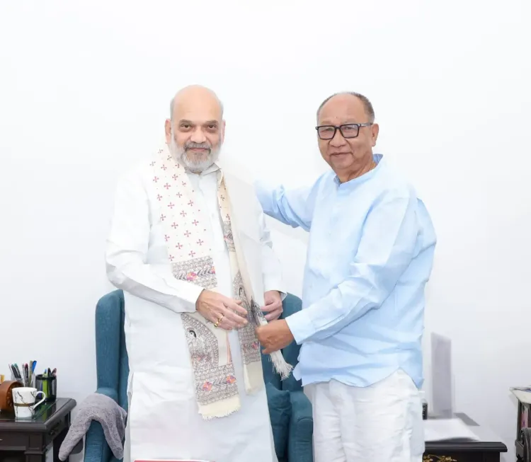 Amit Shah assures Manipur CM of Centre's full support for peace