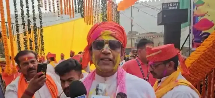 BJP MP Ravi Kishan Promotes Unity and Tradition During Holi