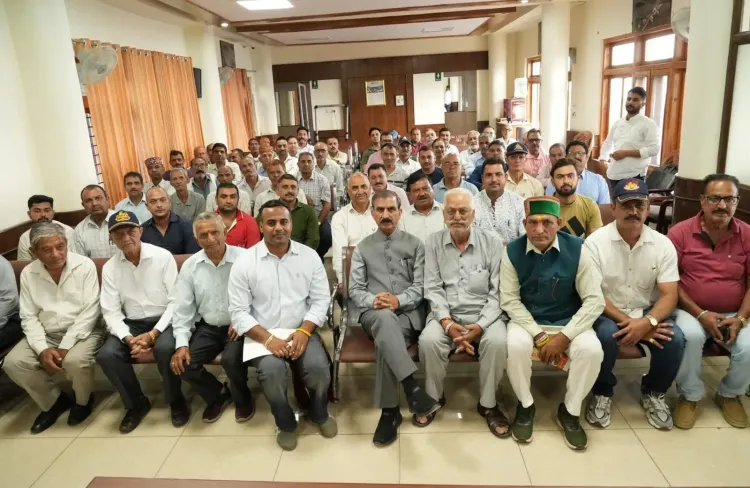 HP CM Office Receives Barsar Delegation Led by HPMC Director