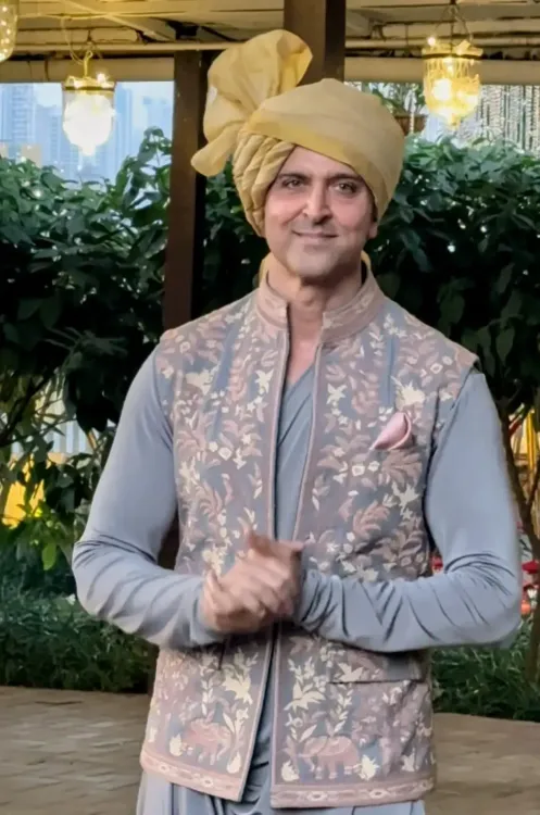 Did Hrithik Roshan Attend His Cousin's Wedding Without Saba Azad?