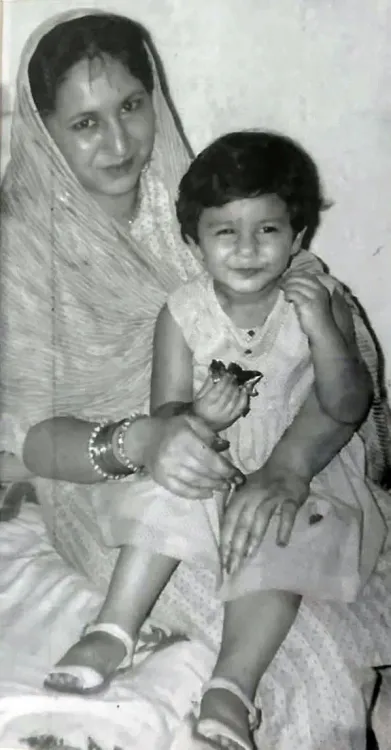 What Childhood Memories Did Huma Qureshi Share with Brother Saqib?