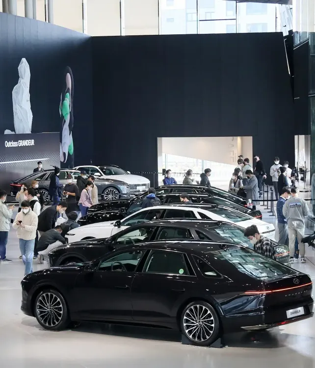 Hyundai Motor August sales drop 14% on strikes; Renault Korea plunges 34%