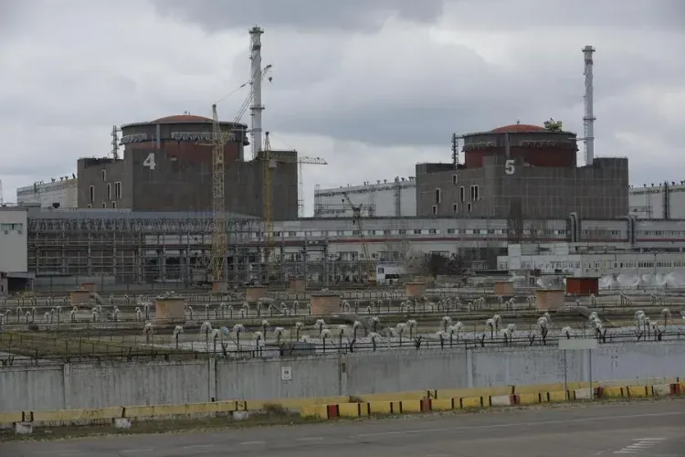 IAEA chief urges restraint after Russian troops injured near Zaporizhzhia NPP