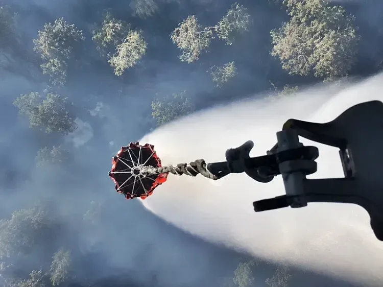 IAF Mi-17 helicopters douse Kasauli forest fire with 40,000 litres of water
