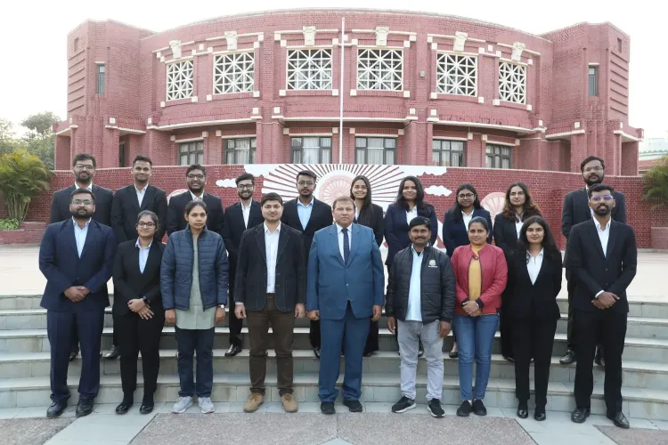 आईआईएम लखनऊ ने किया एक करोड़ रुपए का प्लेसमेंट ऑफर, औसत वेतन 33.2 लाख रुपए