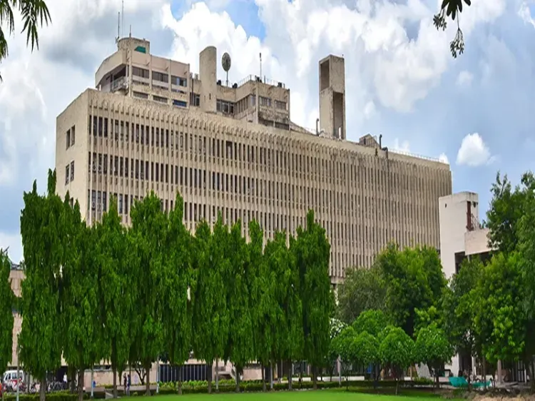 IIT Delhi ranks 118th in QS World University Rankings 2027, leads India again
