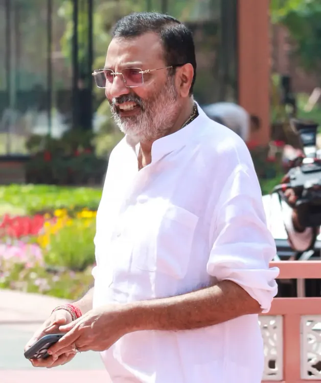 Nishikant Dubey Exposes Congress' 'Unlawful Detention' of Azad Hind Fauj Member