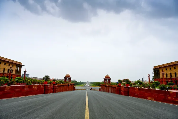 IMD thunderstorm alert for Delhi-NCR till June 25 as air quality stays poor