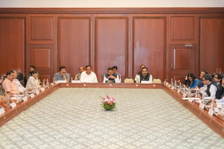 How Will the Citizen-Centric 'Aaple Sarkar 2.0' Portal Transform Access to Government Schemes?