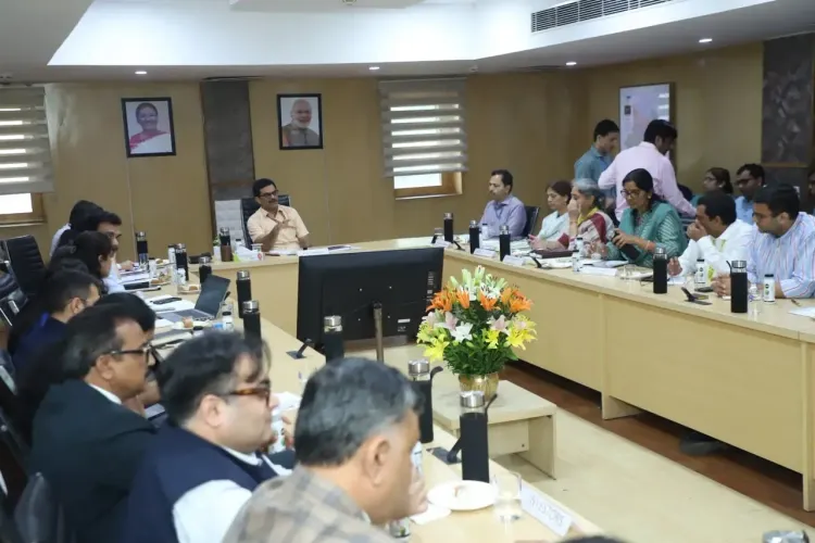 DDA meets developers to plan housing for 17 lakh slum dwellers in Delhi