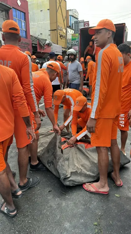 How is India Supporting Sri Lanka During the Cyclone Ditwah Crisis?