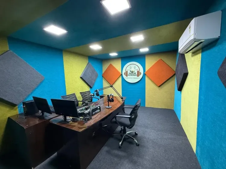Indian Army Unveils Sikkim's First Community Radio for Border Villages