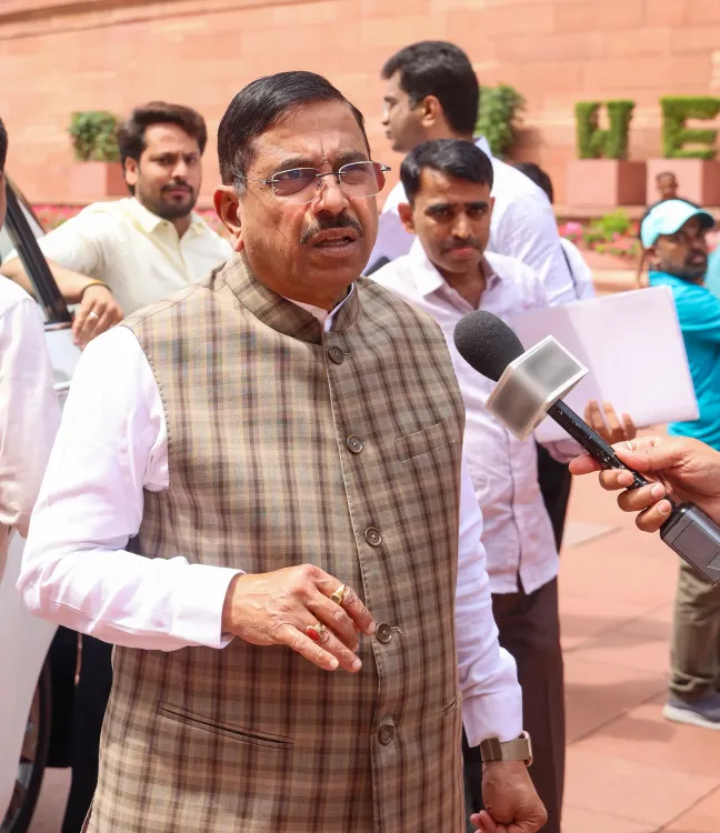 Commercial LPG price hiked ₹993: Pralhad Joshi cites 50% import dependency