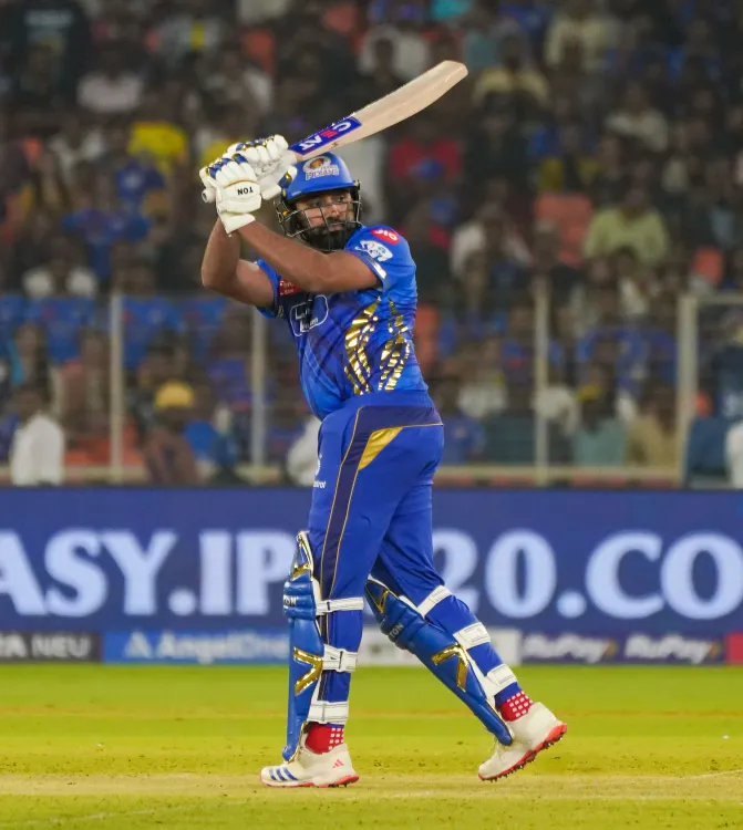 IPL 2025: Manjrekar Voices Concerns About Rohit’s Performance