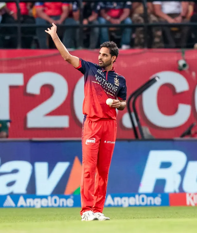 Bhuvneshwar Kumar can trouble GT's top order in IPL 2026 Qualifier 1: Sanjay Bangar