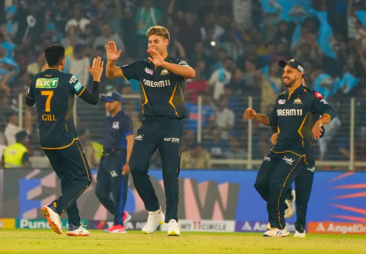 आईपीएल 2026: सीएसके ने स्पेंसर जॉनसन को नाथन एलिस की जगह लिया