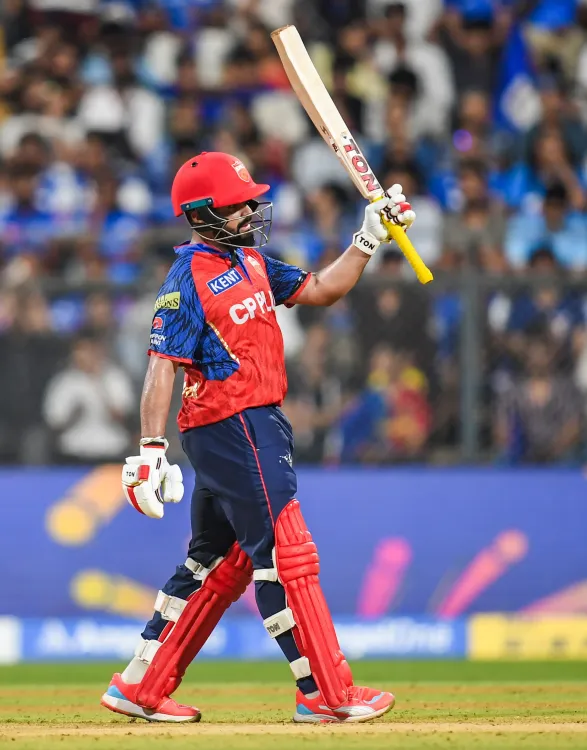 IPL 2026: Iyer Hails Prabhsimran's Growth as PBKS Toppoints Table