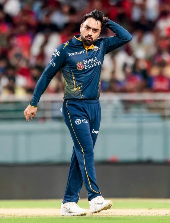 IPL 2026: Rashid Khan Takes a Moment for Prayer Ahead of Gujarat Titans vs Rajasthan Royals