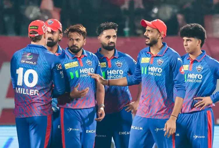 आईपीएल 2026: डीसी ने टॉस जीतकर गेंदबाजी चुनी, त्रिपुराना विजय और रवि सिंह का डेब्यू
