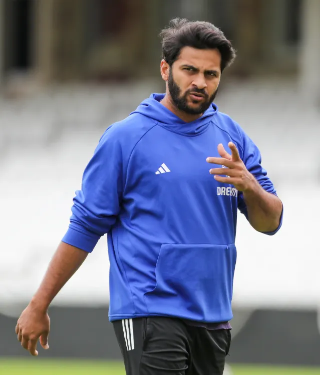 IPL 2026: Pathan Reveals Mumbai Indians' Playing XI Against KKR Without Shardul Thakur