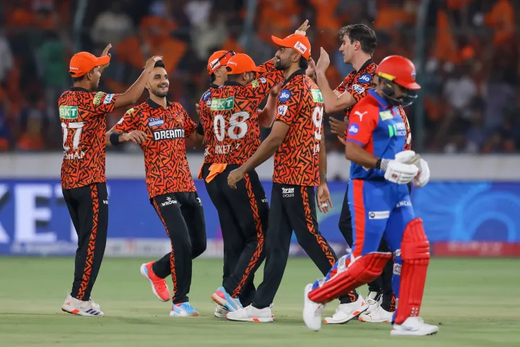आईपीएल 2026: सनराइजर्स हैदराबाद और दिल्ली कैपिटल्स के बीच होगा मुकाबला, जानें आंकड़े