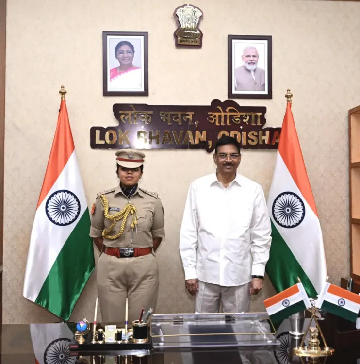 IPS officer Ananya Awasthi becomes first woman ADC to Odisha Governor