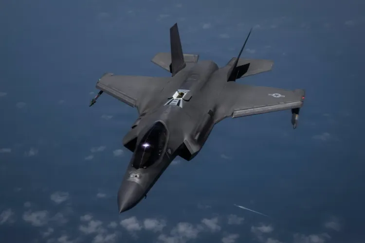 Iran strikes US bases in Jordan, UAE after Larak Island attack