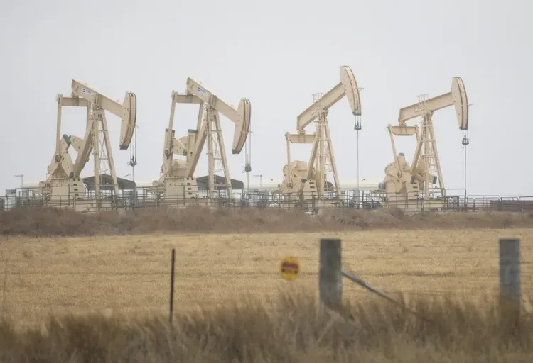 Iran Conflict: Crude Oil Prices Rise Amid Supply Threats