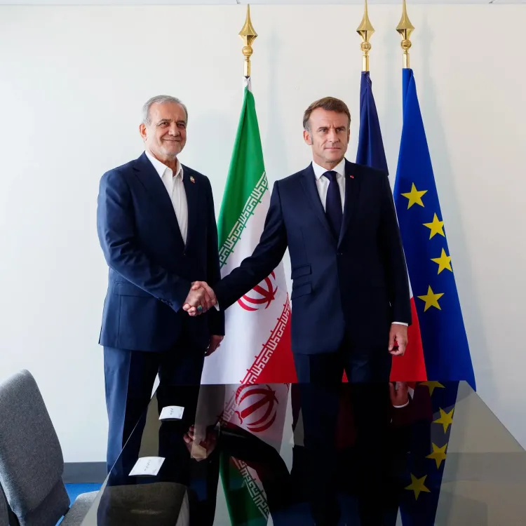 What Did Iranian and French Presidents Discuss About Tehran's Nuclear Issue?