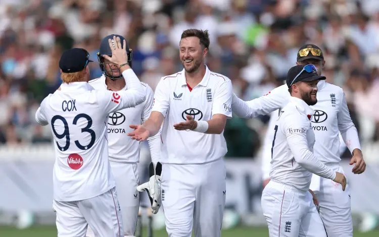 Vaughan slams Pakistan batting as 'second division county cricket' after Lord's collapse