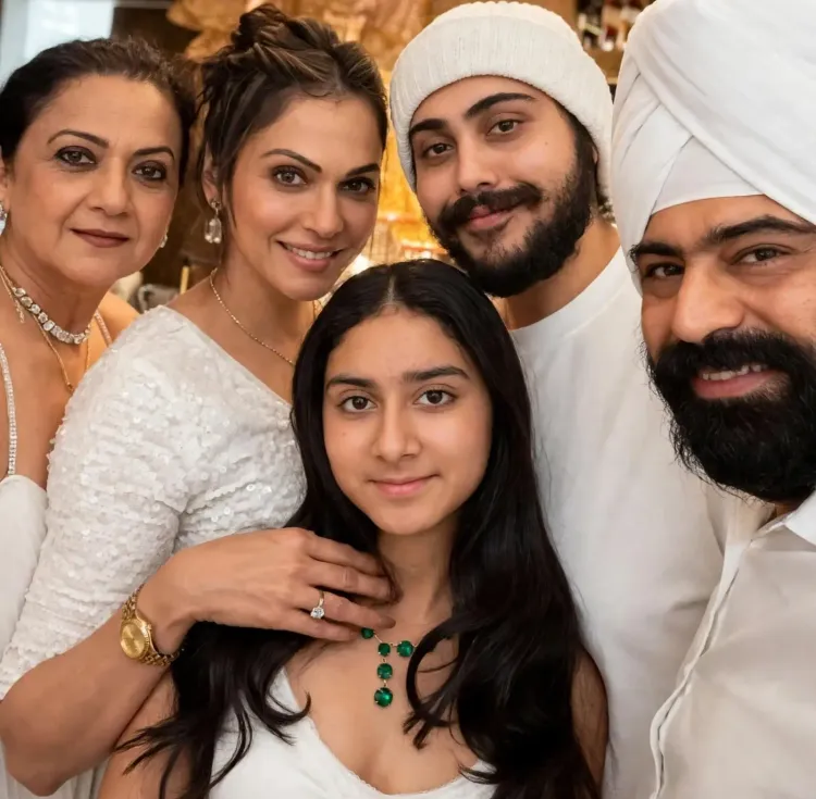 Isha Koppikar turns 50: Heartwarming birthday moments with daughter Rianna