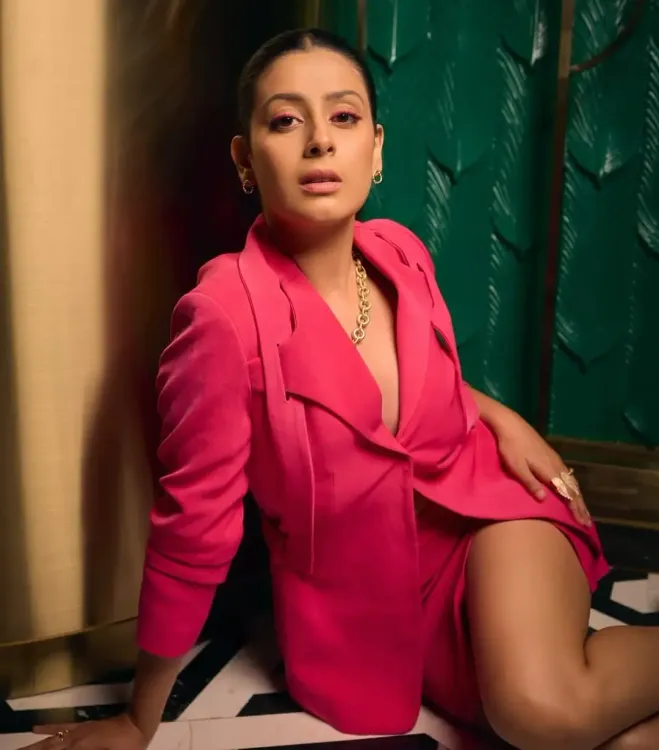 Isha Malviya: Always Confident in Every Role