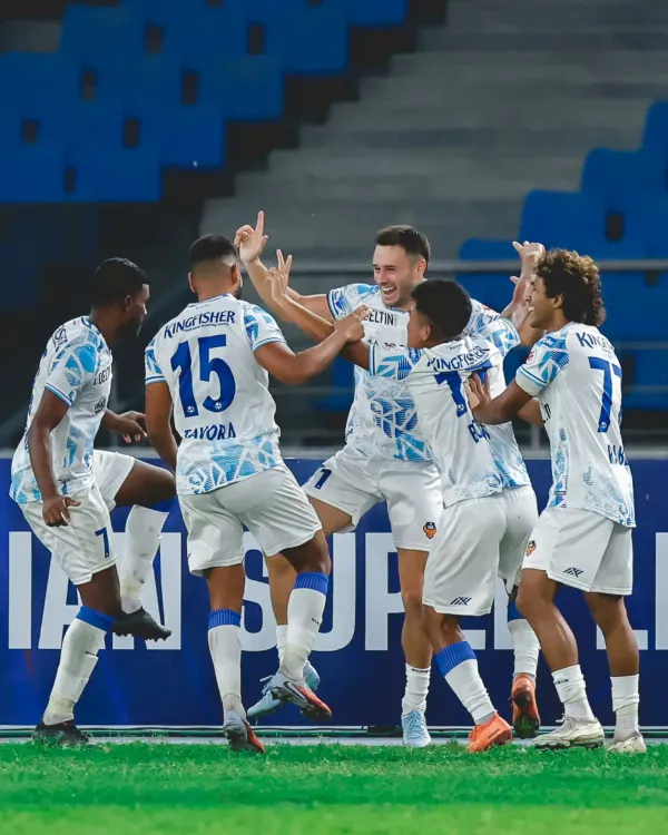 आईएसएल: 10 खिलाड़ियों वाली पंजाब एफसी ने एफसी गोवा को 1-1 से रोककर शानदार प्रदर्शन किया