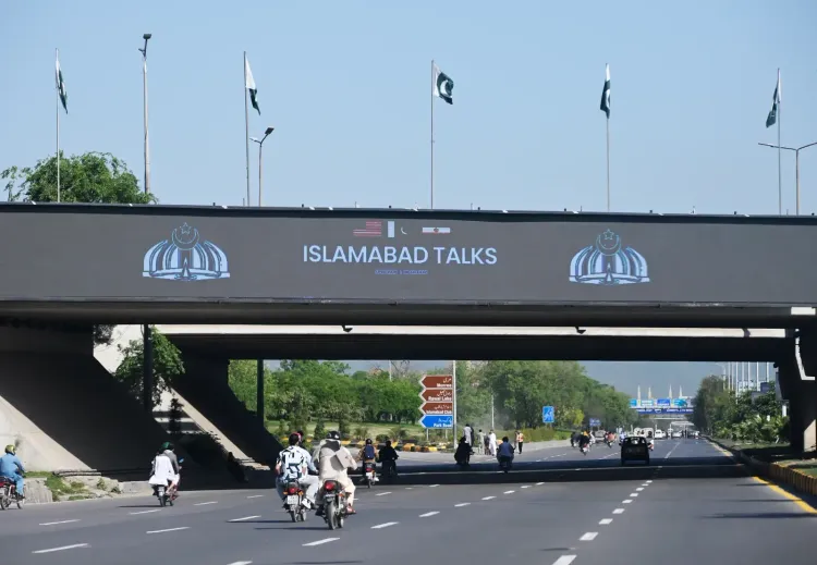 Islamabad turns 'Containerabad' as PTI march blocks cost millions