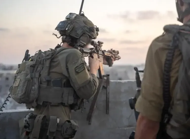 <b>इजरायल का दावा: गाज़ा में हमास के दस हथियारबंद लड़ाकों को समाप्त किया</b>