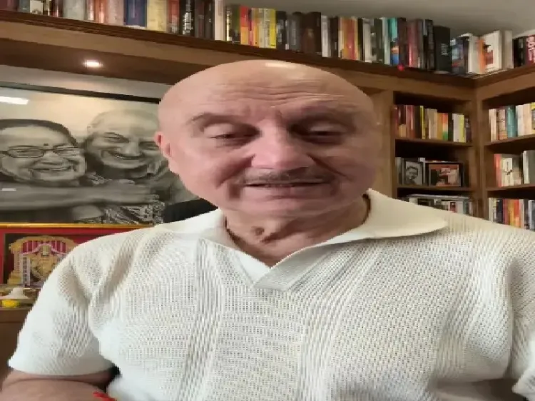 क्या अनुपम खेर की खास अपील से दिसंबर की विदाई होगी खास?