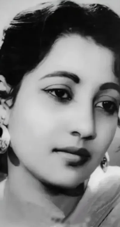 Jackie Shroff Commemorates Suchitra Sen on Her 95th Birthday