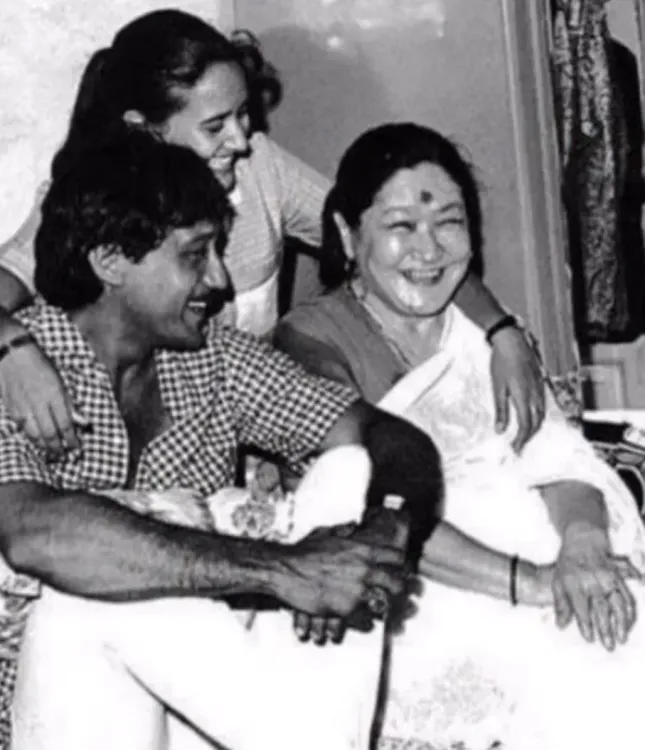 Jackie Shroff shares unseen childhood memories, honours late mother Rita Shroff