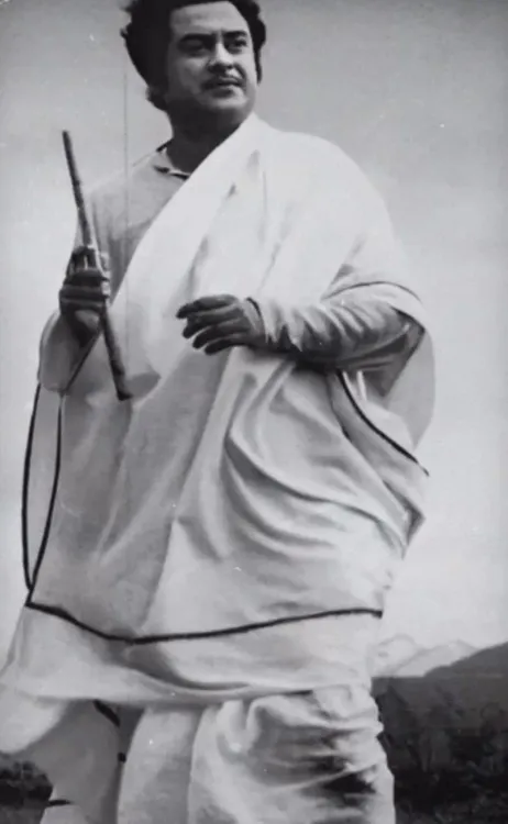 Jackie Shroff honours Kishore Kumar, Shashikala on August 4 birth anniversary